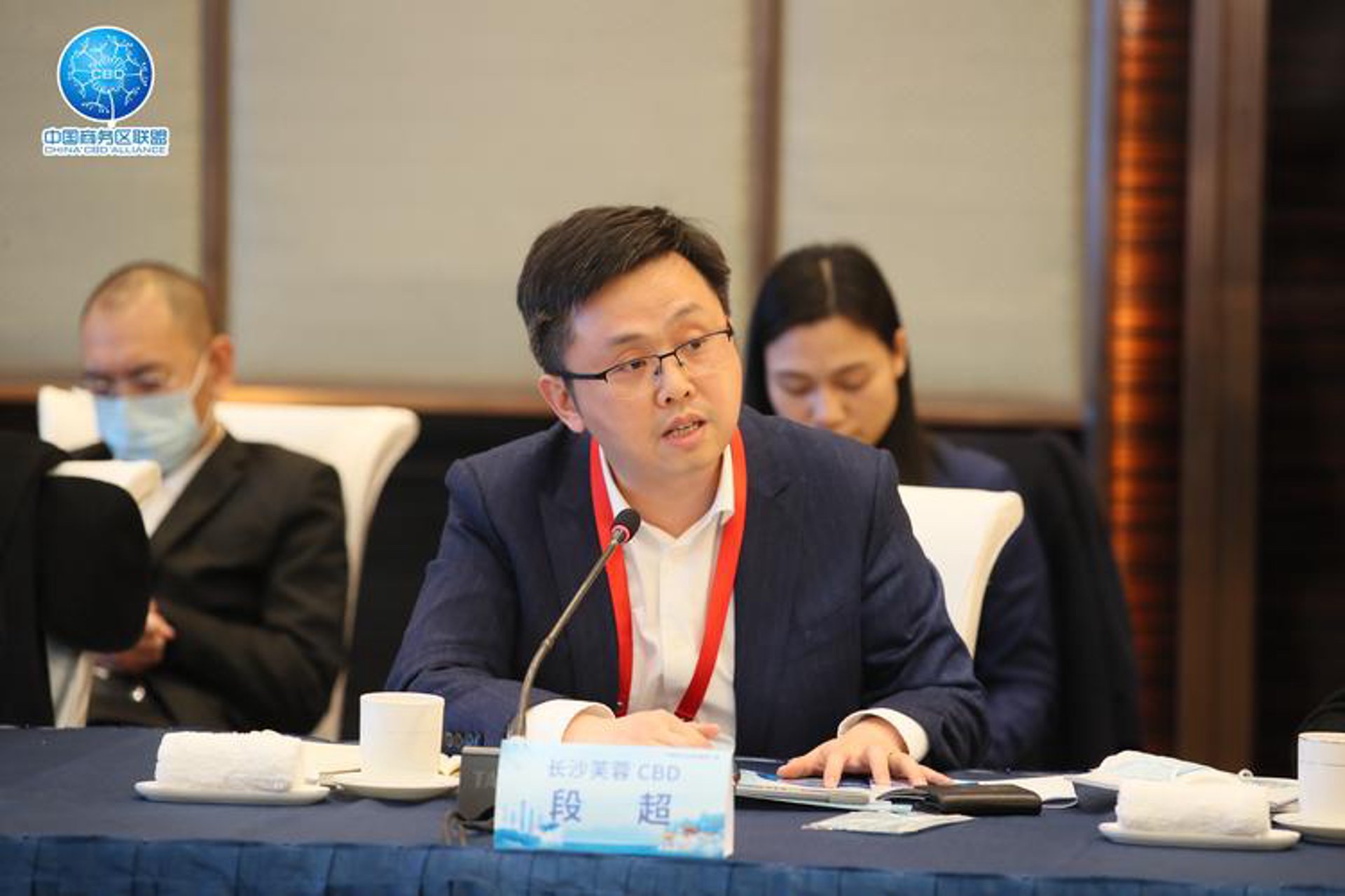 如何选择适合的上海信息咨询公司